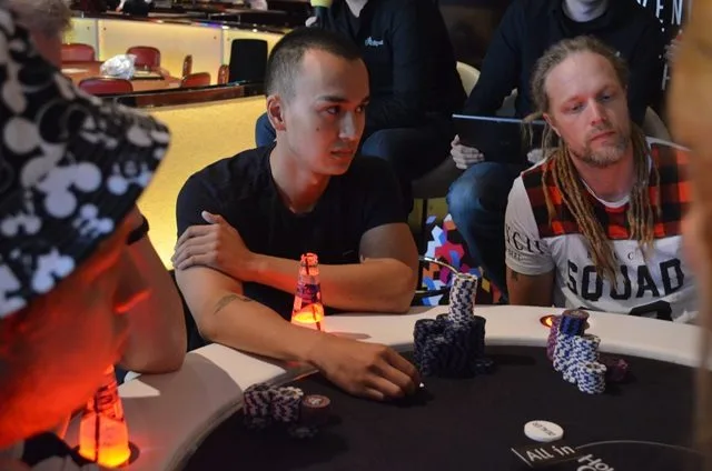 Quincy Chun | 2016/07 - Utrecht Poker Series - €700 NLHE Main Event 